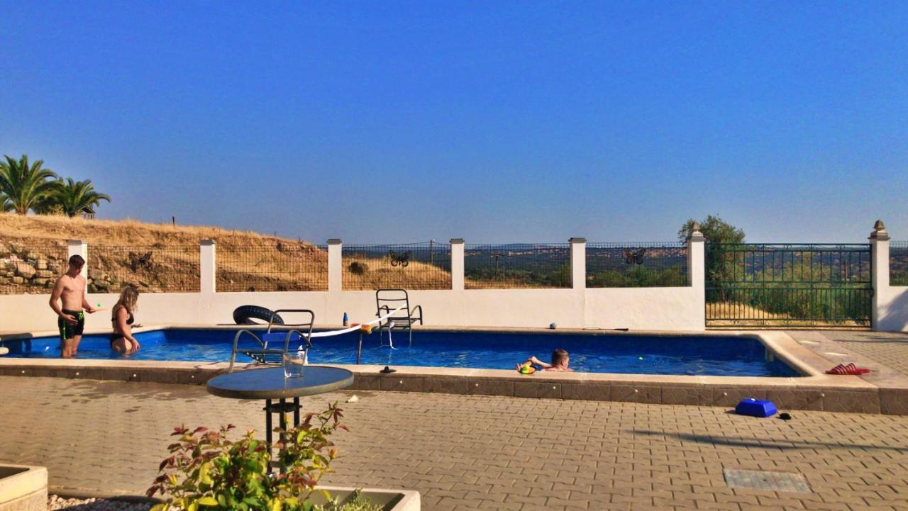 6 Persoons Woning Met Zwembad. Rustig Gelegen. * Figueira e Barros